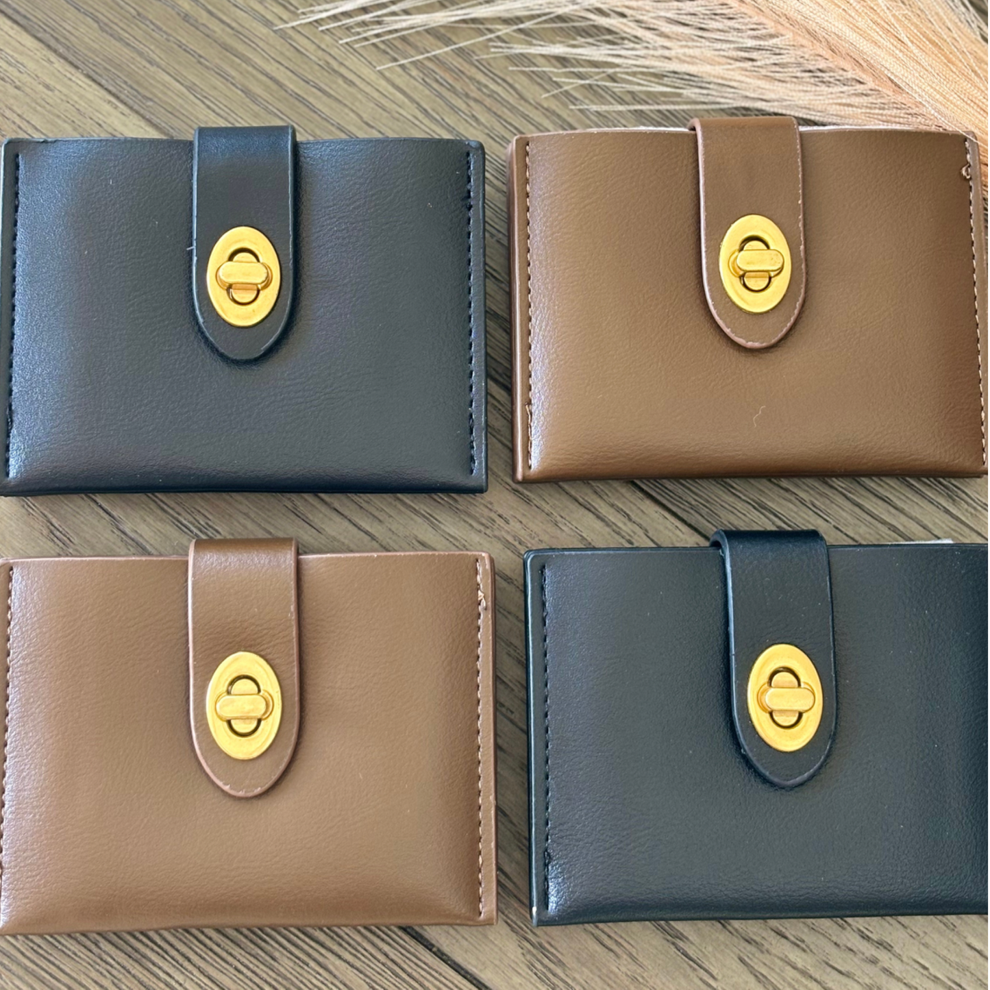 Laura Wallet